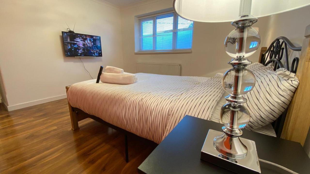 Grand Heights Suites Londen Buitenkant foto